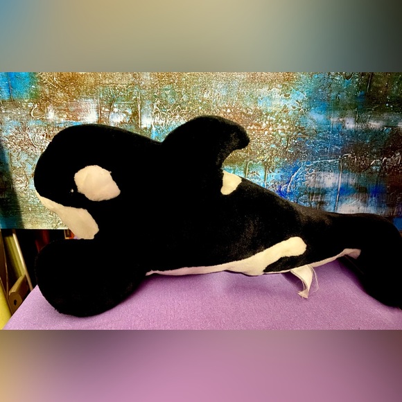 Vintage 1991 Toys R’ Us Killer Whale Plush - Picture 1 of 2
